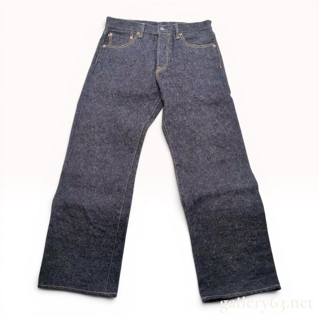 Oni Denim ONI288 Asphalt Made in Japan Selvedge Jeans Size 31: A pair of premium Japanese selvedge denim jeans by Oni Denim, identified as the ONI288 Asphalt model. The garment is constructed from 100% cotton denim featuring a distinctive extremely slubby and nep