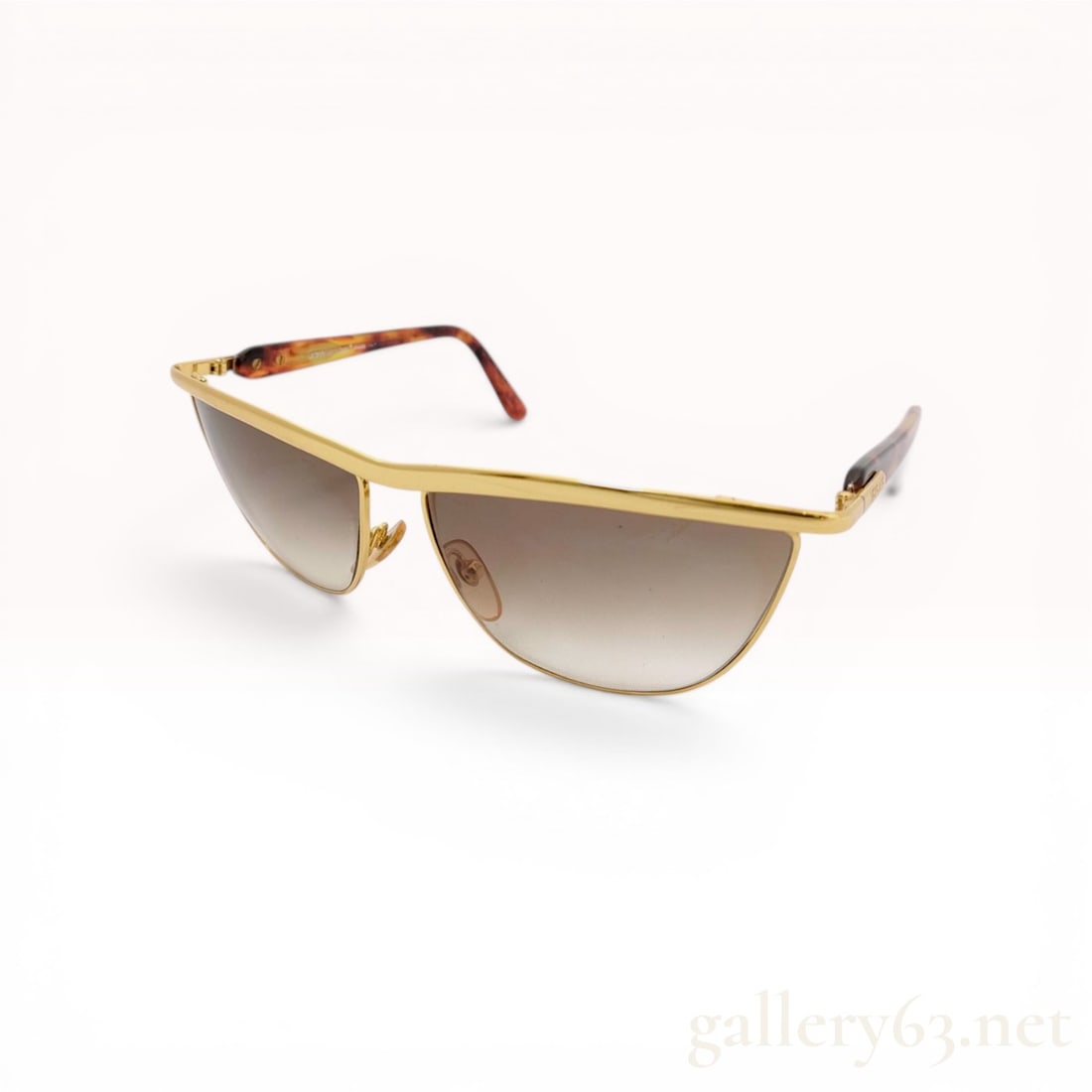 Gianni Versace Vintage Gold-Tone Flat-Top Aviator Sunglasses (1 of 10)