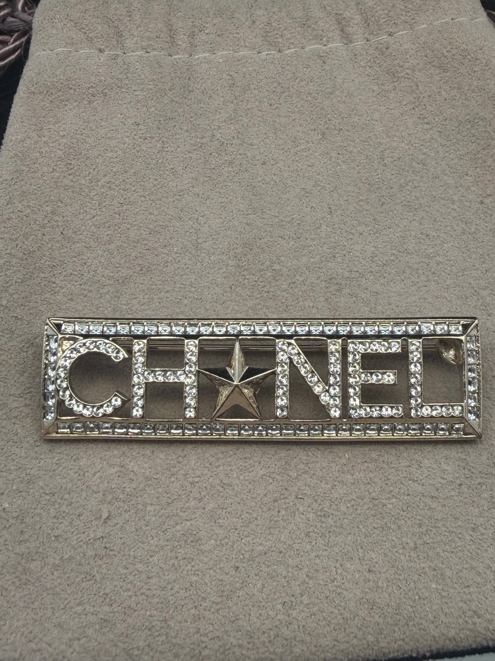 Chanel Star Logo Brooch: Good estate condition signed on the back.