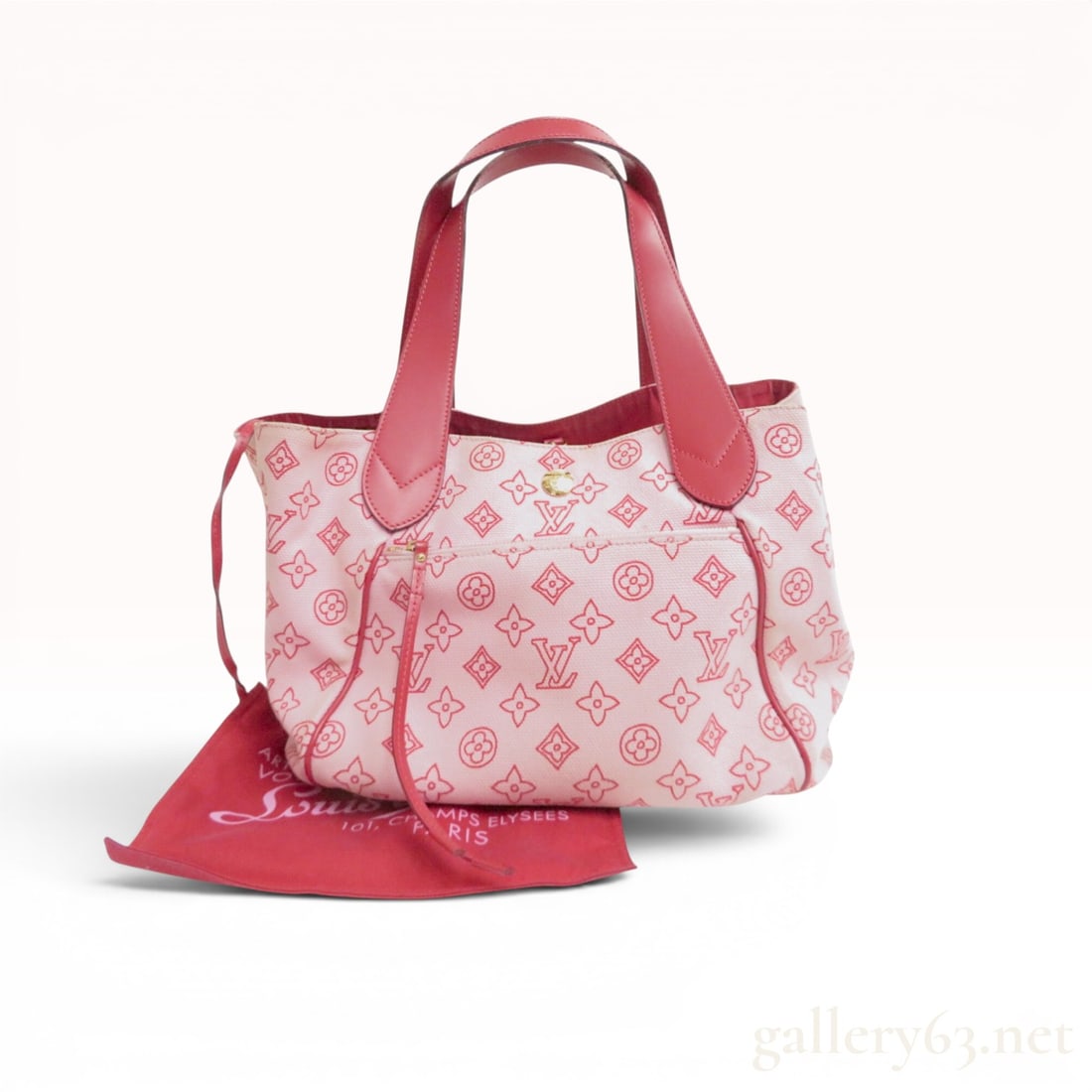 Louis Vuitton Limited Edition Beach Line Canvas Cabas Ipanema Tote Bag with Pouch: A Louis Vuitton limited edition Cabas Ipanema tote bag from the Beach Line collection, accompanied by a matching zippered pouch. The bag is constructed from pink monogram canvas with cerise red leathe
