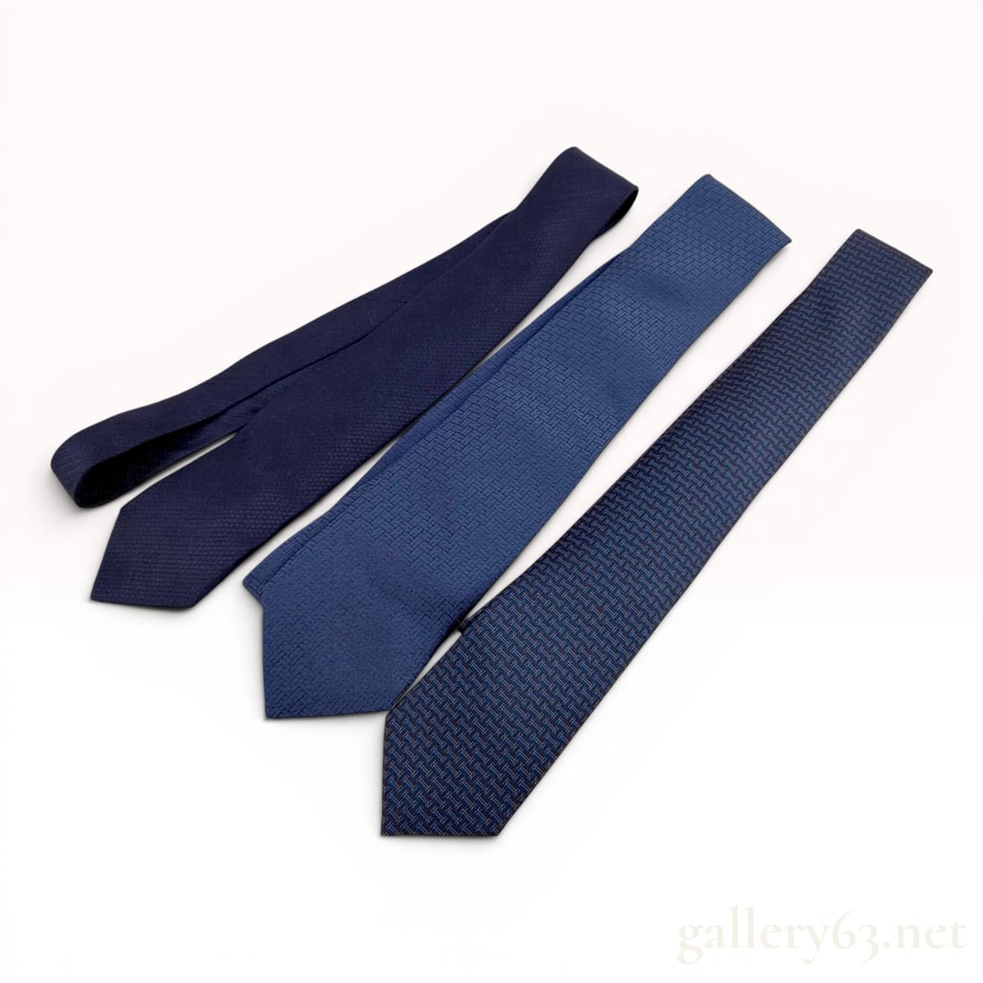 Three Herm?¨s Paris Silk Neckties (1 of 8)