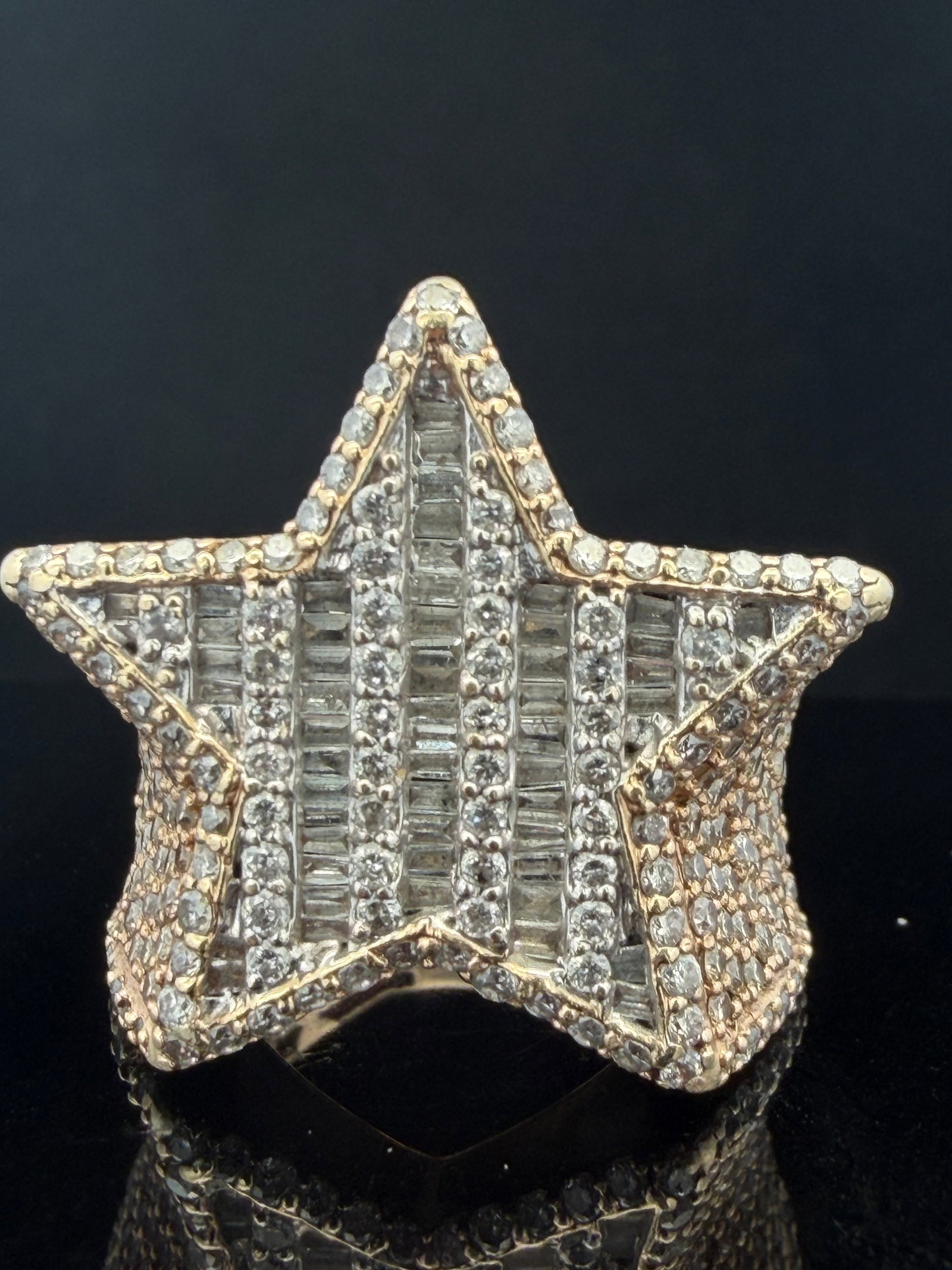10K Yellow Gold Menâ€™s Diamond Ring. Ring Has Approximately 3 Carats of Natural Diamonds of Si (1 of 4)