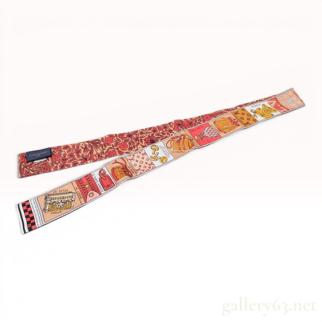 Louis Vuitton Heritage Trunks and Bags Silk Bandeau Scarf with Box: A 100% silk bandeau scarf by Louis Vuitton featuring a double-sided heritage-themed design. One side displays a series of illustrated panels depicting iconic Louis Vuitton products and locations with 