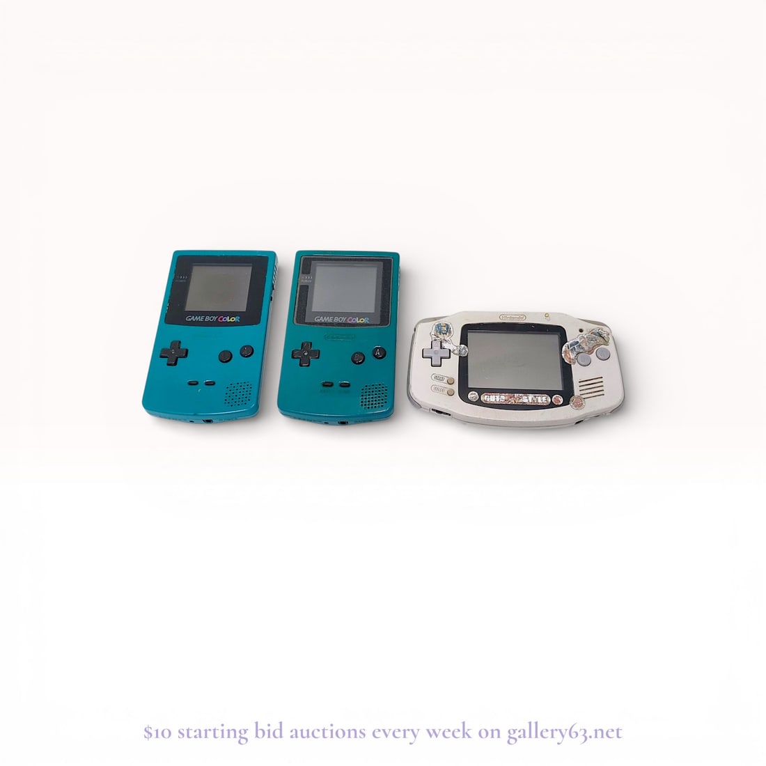 Three Nintendo Handheld Consoles, Two Game Boy Color Teal CGB-001 and One Game Boy Advance Glacier (1 of 5)