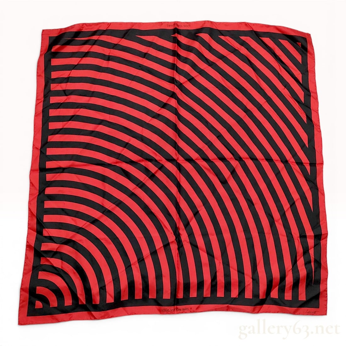Louis Vuitton Sol LeWitt Red and Black Geometric Silk Scarf (1 of 6)