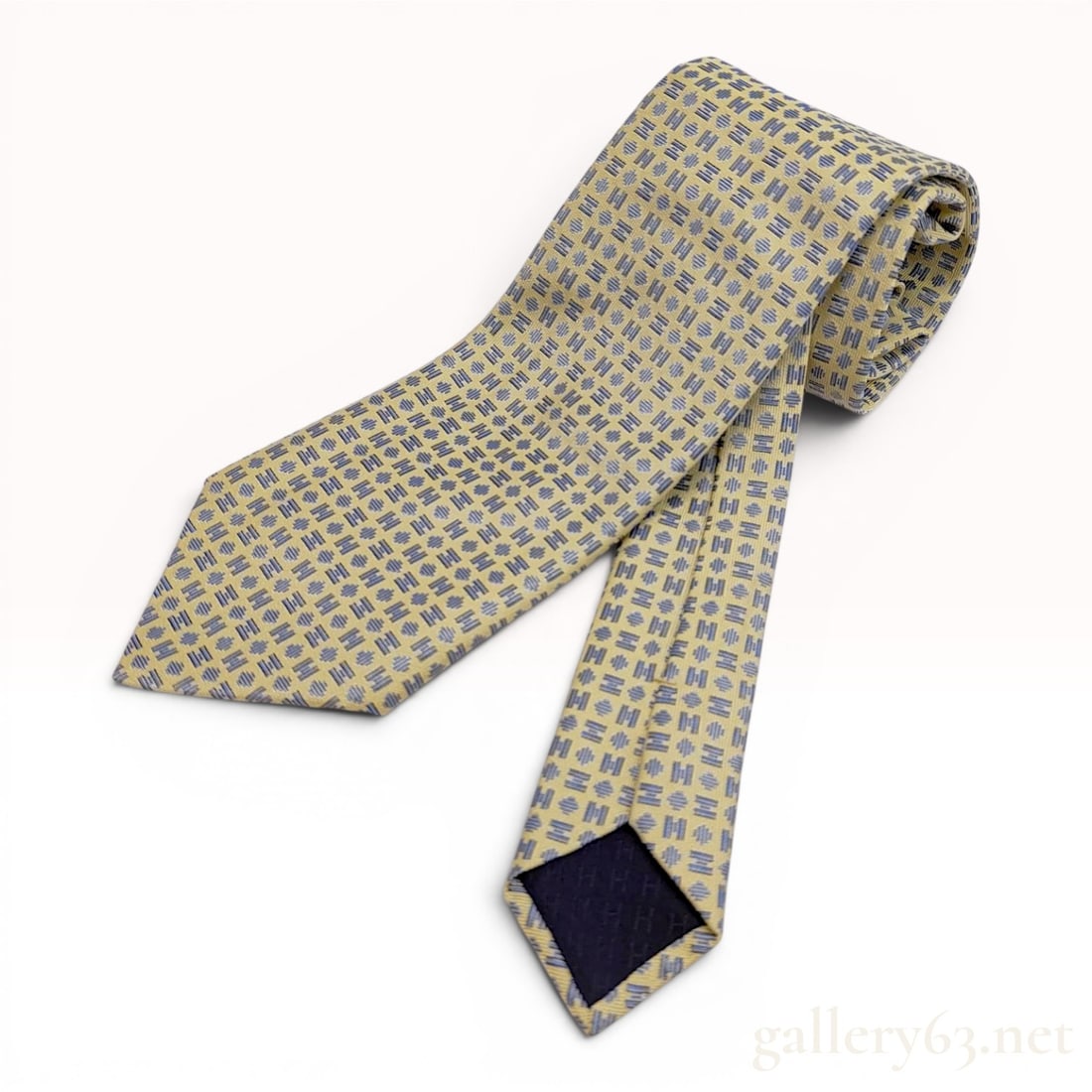 Hermes Men's Geometric Pattern Silk Necktie with Presentation Box (1 of 7)