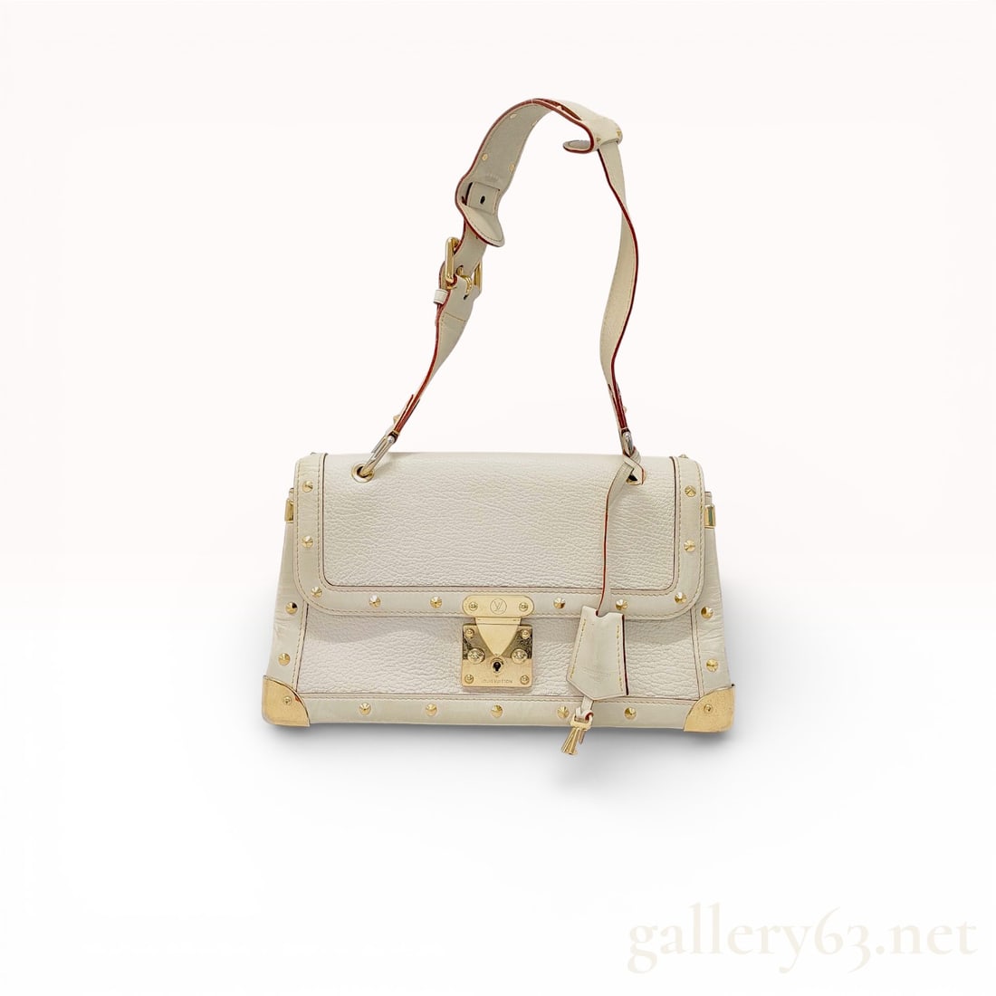 Louis Vuitton Suhali Le Talentueux Shoulder Bag in Blanc White: Louis Vuitton Suhali Le Talentueux shoulder bag in Blanc white goatskin leather, produced in Spain. The structured design features gold-tone brass corner guards, circular stud trim, and a signature S-