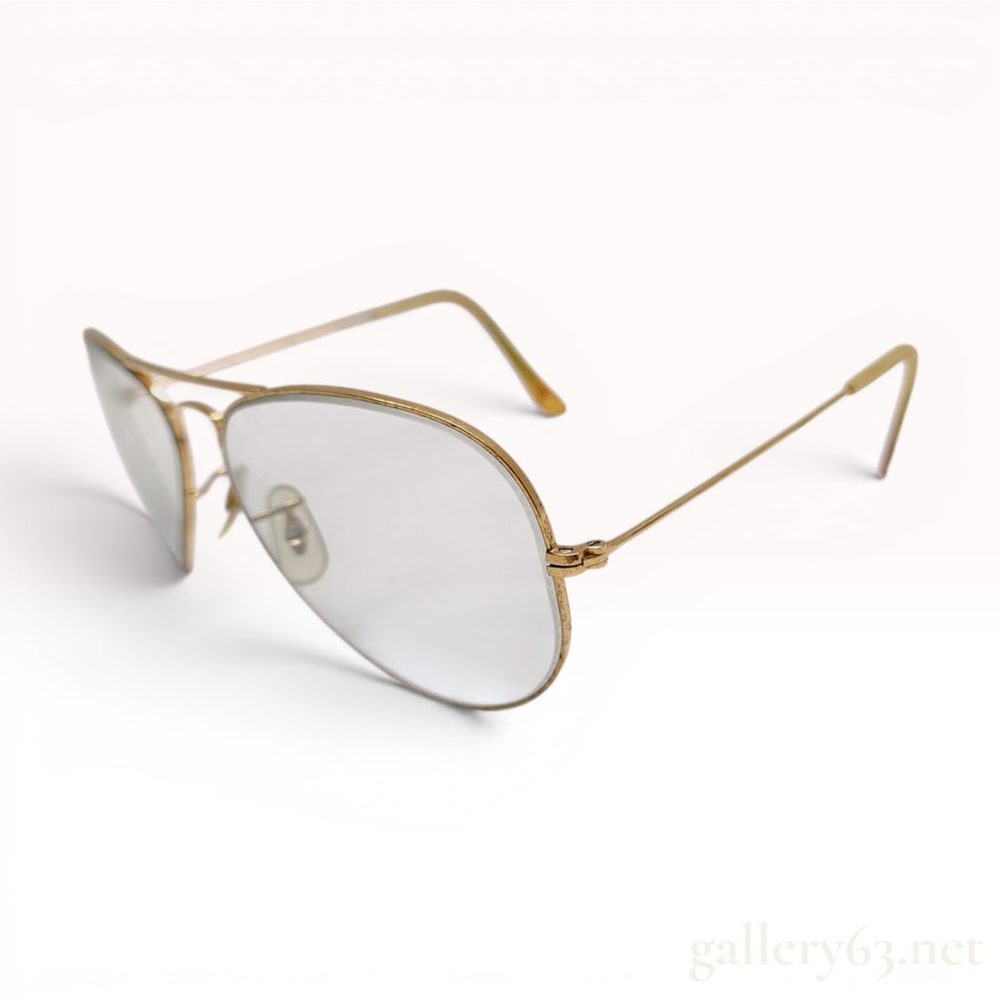 Vintage Bausch and Lomb Ray-Ban Gold-Toned Aviator Frames (1 of 10)
