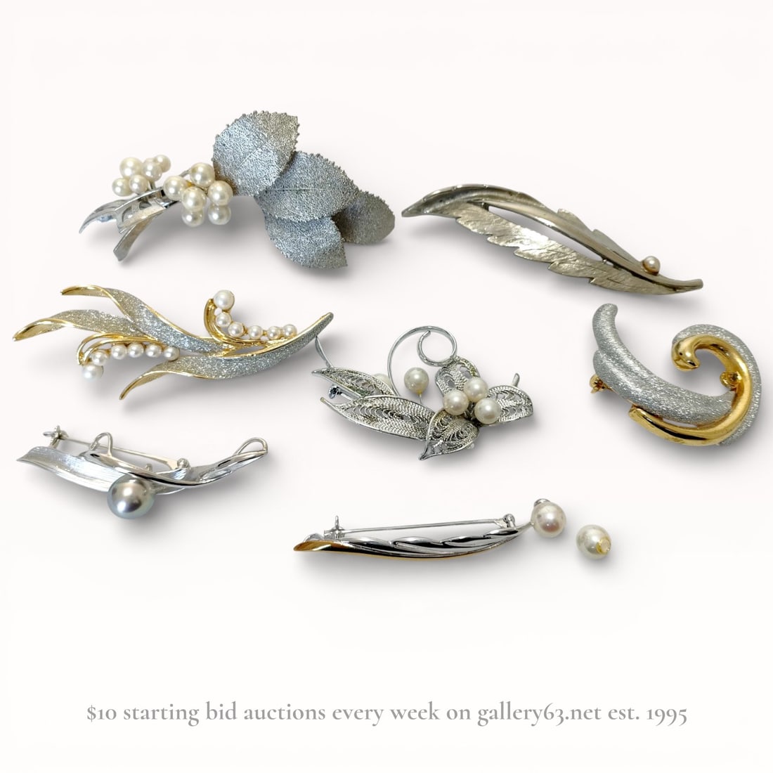 Seven Sterling Silver Vintage and Contemporary Pearl Brooches (1 of 10)