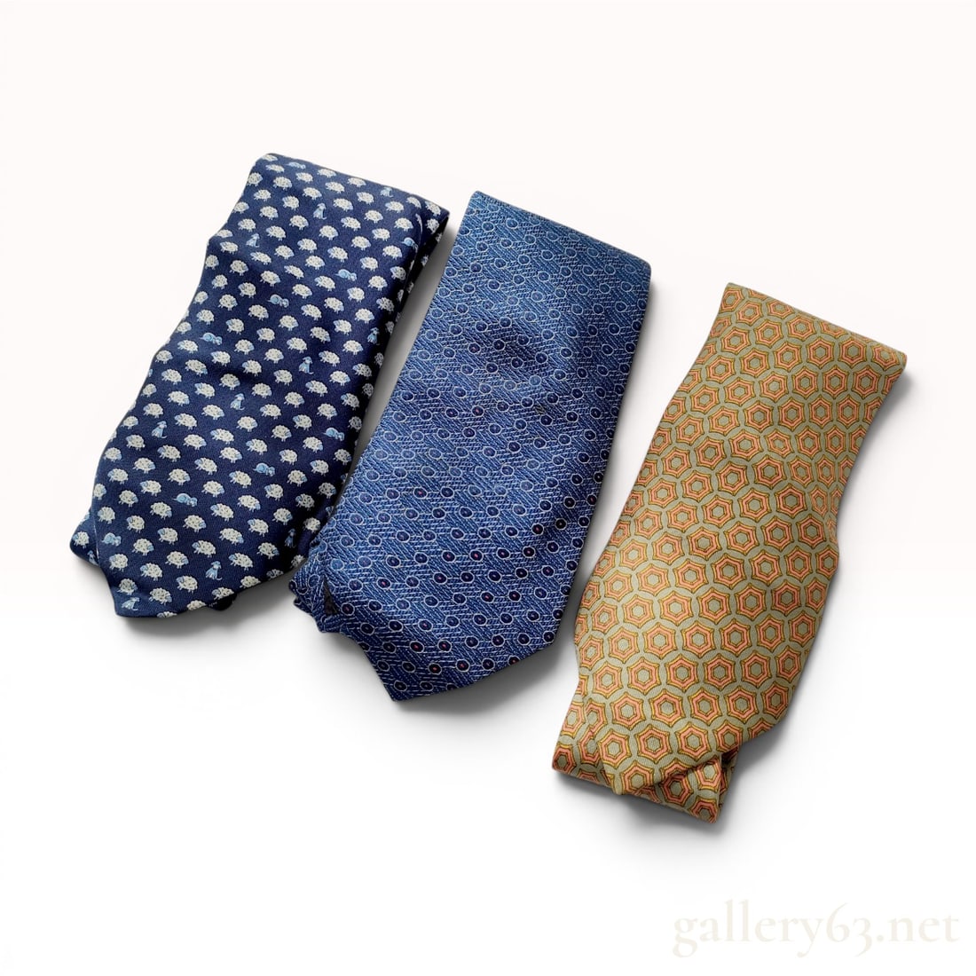 Three Hermes Printed Silk Neckties in Figural and Geometric Patterns (1 of 10)