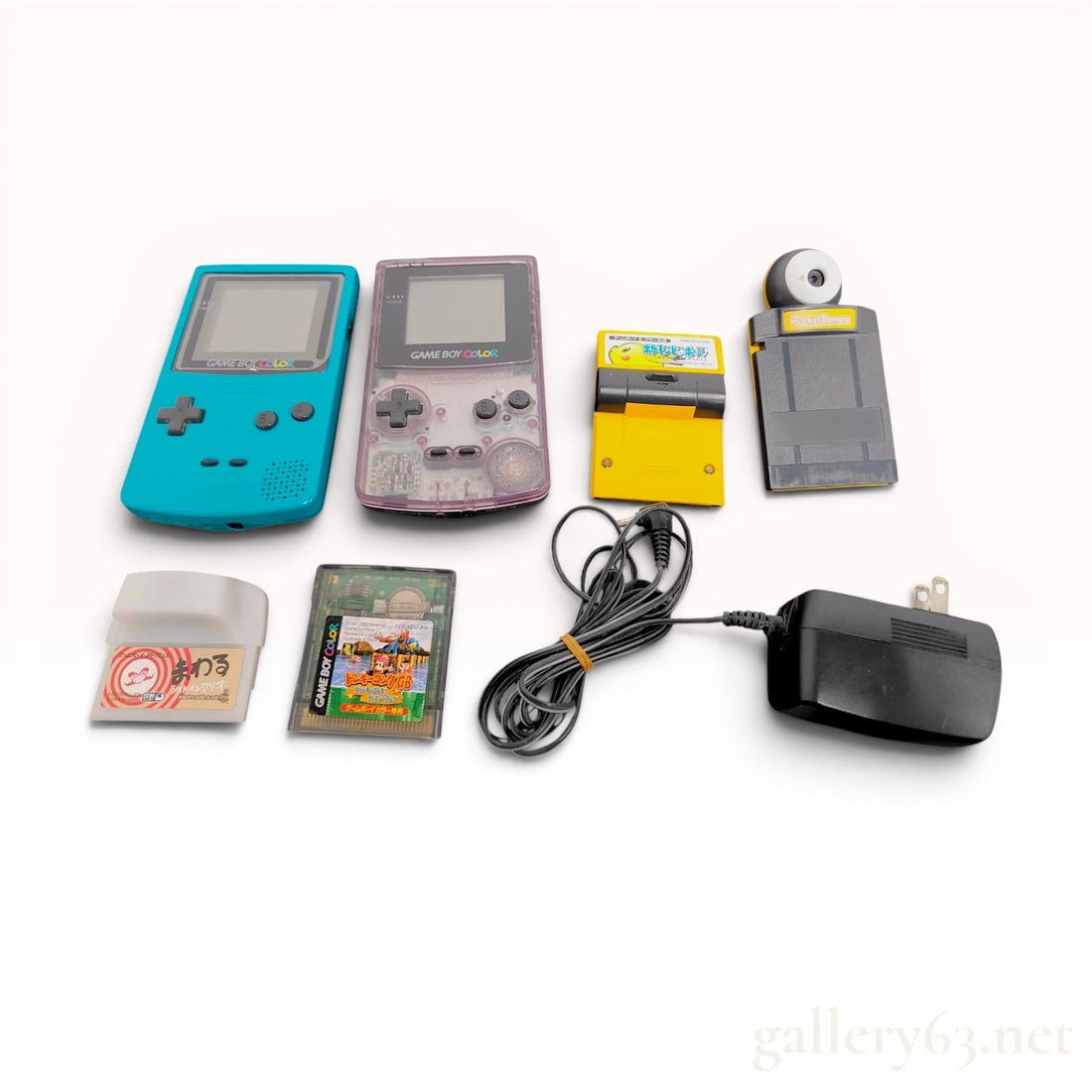 A Collection of Nintendo Game Boy Color Handheld Consoles and Japanese Software (1 of 5)
