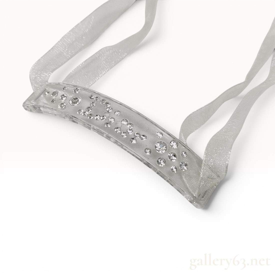 Christian Dior Crystal Logo Ribbon Choker Necklace: This vintage Christian Dior choker necklace features a curved, clear acrylic front plate inset with clear faceted crystals spelling out the name Dior. The central plate is attached to two sheer white 