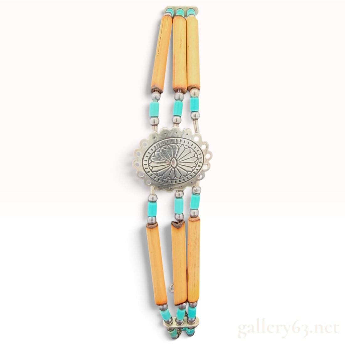 Estate Native American Turquoise Sterling Bracelet: The lot features an Estate Native American Turquoise Sterling Bracelet with 4.2 grams 7" long.