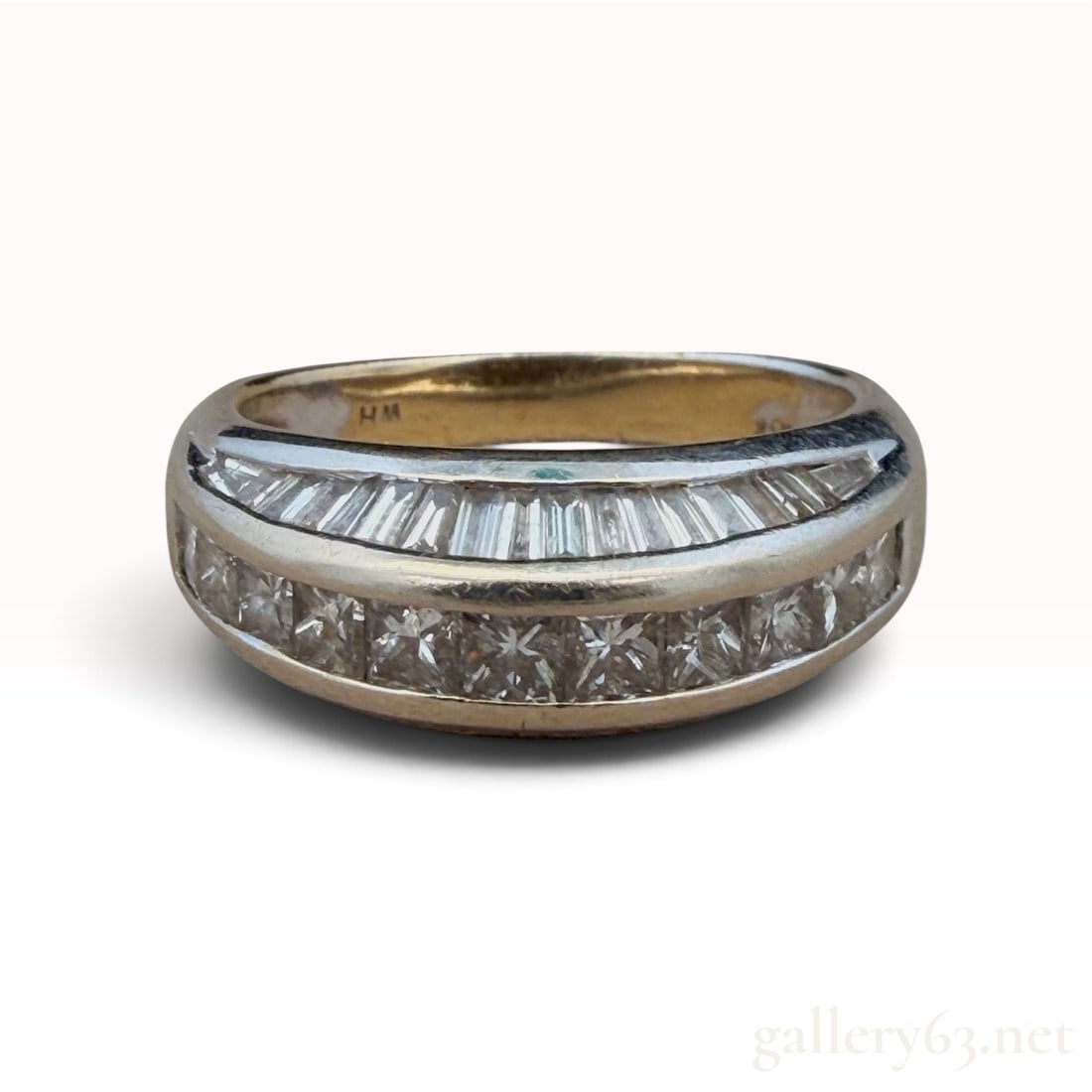 18k White Gold Diamond Ring: The lot features an 18k White Gold Diamond Ring with 1 carat total weight G/VS diamonds. Size 4.75 5.2 grams.