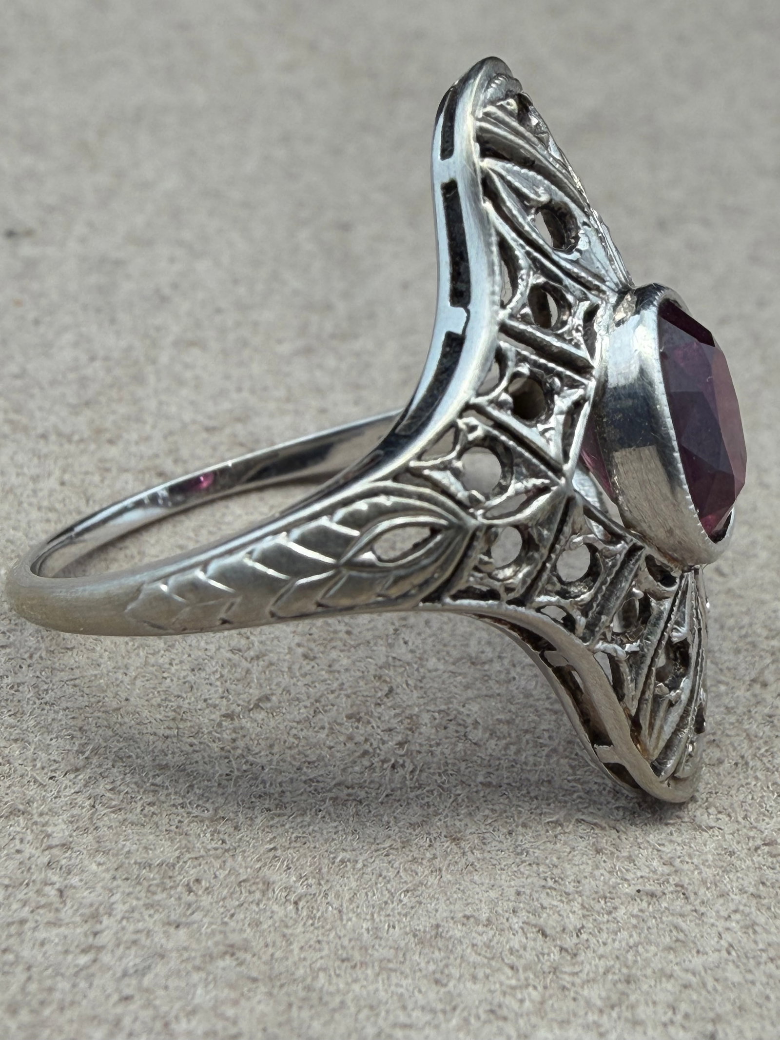 Art Deco 18k White Gold Ruby Ring - 2