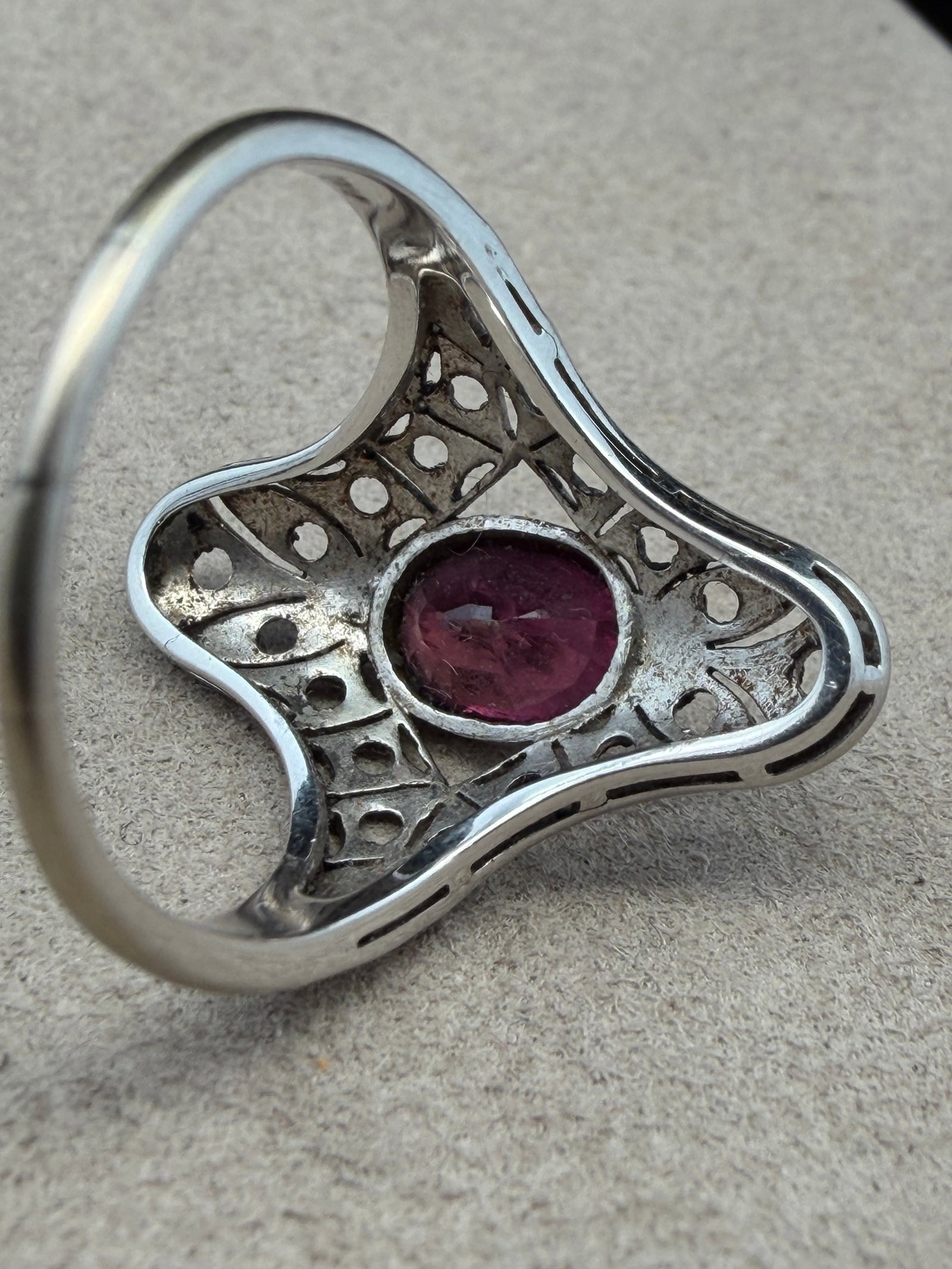 Art Deco 18k White Gold Ruby Ring - 3
