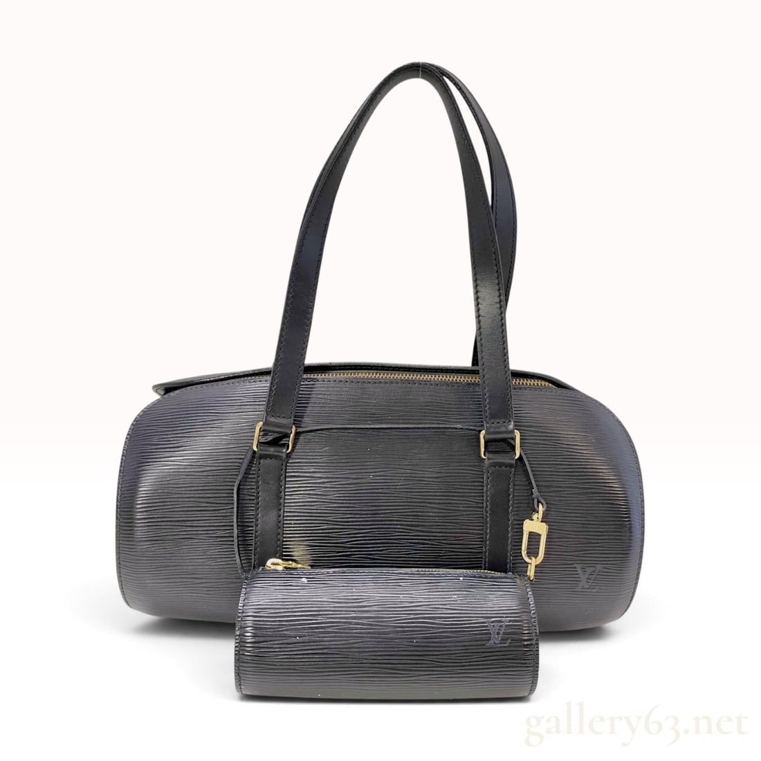 Louis Vuitton Black Epi Leather Soufflot Handbag with Matching Pouch: A Louis Vuitton Soufflot handbag crafted from black textured Epi leather with smooth leather trim. This classic cylindrical silhouette features a top zip closure and two flat leather shoulder straps. 