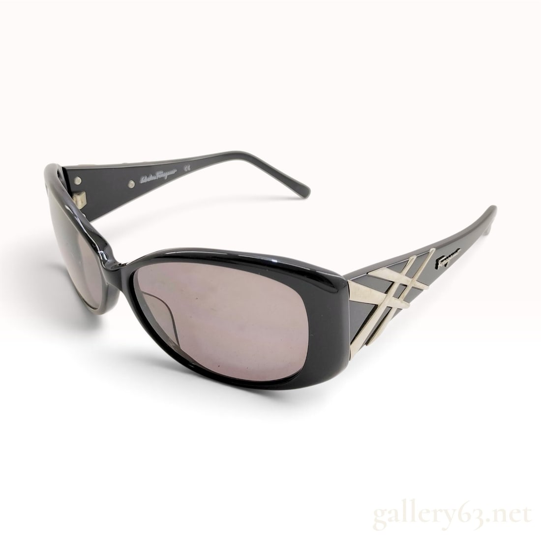 Salvatore Ferragamo 2183 Black Acetate Sunglasses (1 of 10)