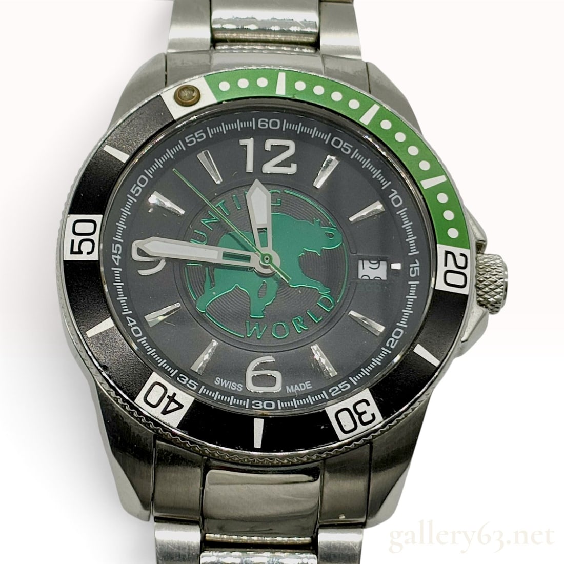 Hunting World Mountain Stream Green and Black Stainless Steel Wristwatch (1 of 10)