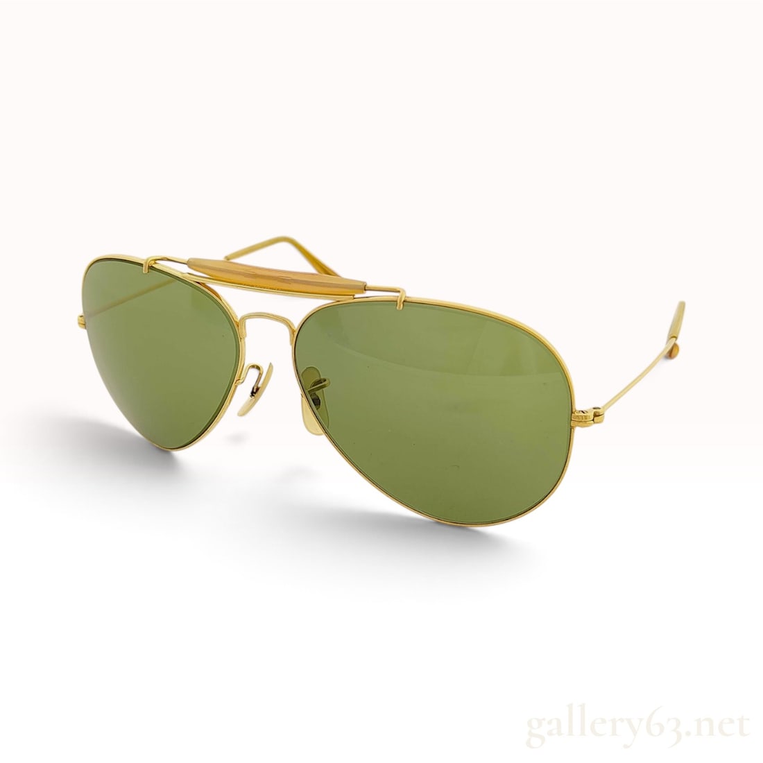 Vintage Bausch & Lomb Ray-Ban Outdoorsman Gold Tone Aviator Sunglasses (1 of 10)