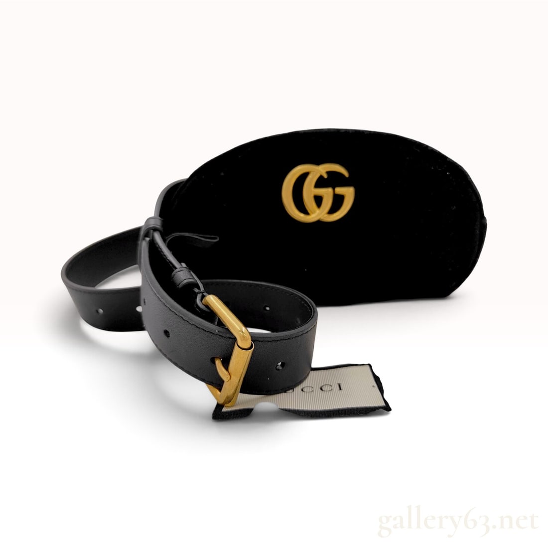 Gucci GG Marmont Matelasse Black Velvet Belt Bag: A Gucci GG Marmont belt bag crafted from black matelasse velvet with a chevron-quilted exterior. The design features a prominent antique gold-toned metal interlocking Double G logo on the front panel.