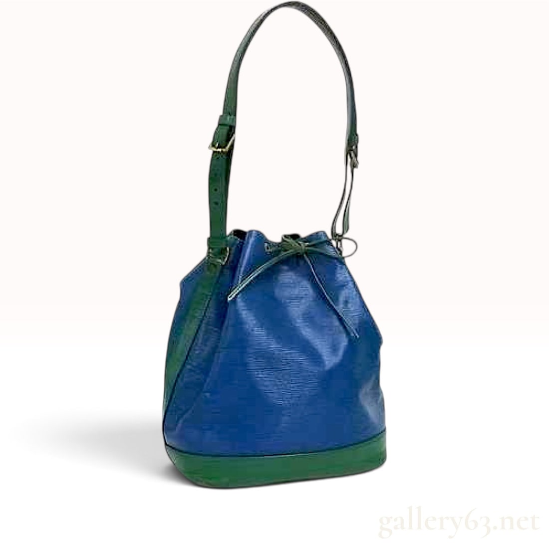 Louis Vuitton Toledo Blue and Borneo Green Epi Bicolor Noe Bucket Bag (1 of 7)