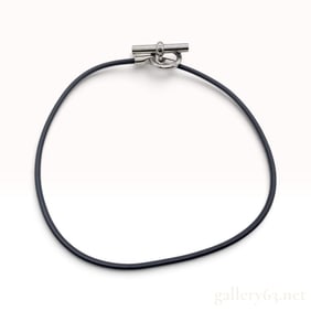 Herm?¨s Glenan Black Leather Choker Necklace with Box