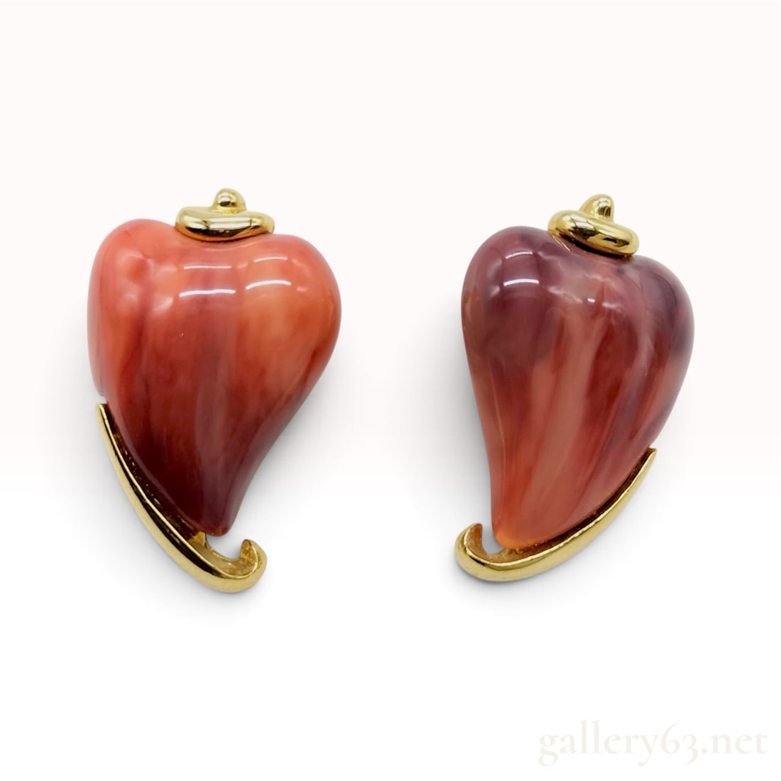 Vintage Givenchy 1979 Marbled Heart Gold-Tone Clip-On Earrings (1 of 9)