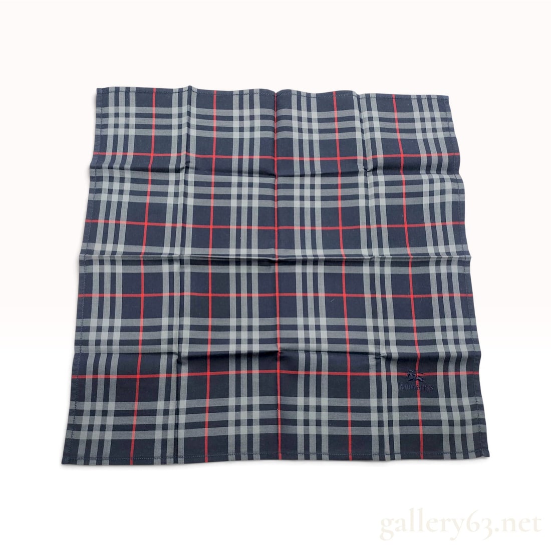 A Vintage Burberrys Signature Check Navy Cotton Scarf 47 cm (1 of 9)