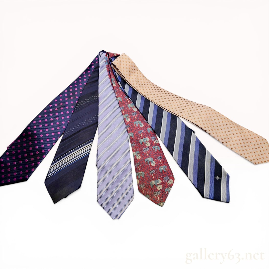 A Group of Six Designer Silk Neckties including Hermes and Emporio Armani (1 of 9)