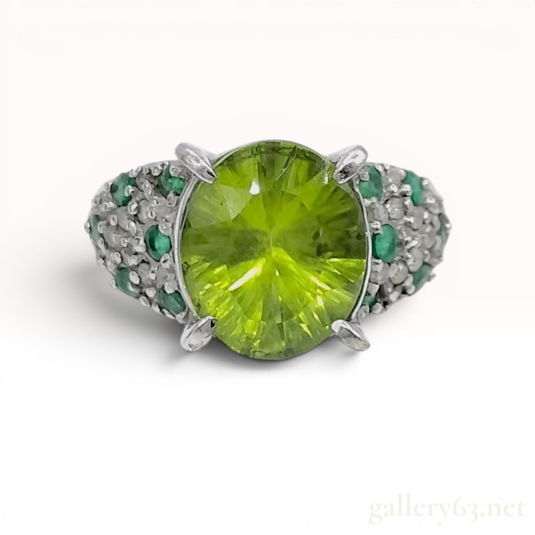 18 Karat White Gold Peridot Emerald and Diamond Cocktail Ring (1 of 9)