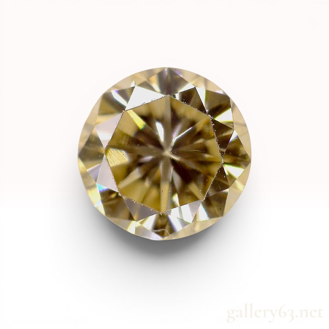 0.398 ct Fancy Light Brown Round Brilliant Cut Natural Diamond with CGL Report: This loose natural diamond is a round brilliant cut featuring a fancy light brown color. The diamond is accompanied by a grading report from the Central Gem Laboratory (CGL) in Japan, report number