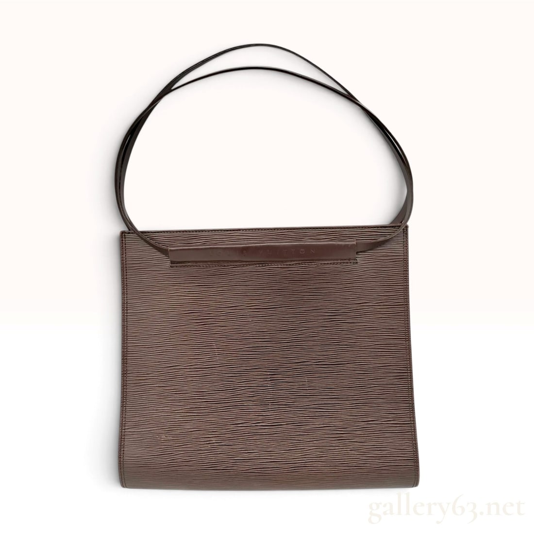 Louis Vuitton Saint Tropez Moka Epi Leather Shoulder Bag: A French Louis Vuitton Saint Tropez shoulder tote crafted in Moka dark brown Epi leather with smooth leather trim. The structured design features dual flat leather shoulder straps anchored through a c
