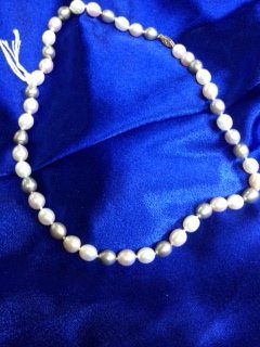Pearl necklace with 14k clasp: Genuine white, pink and grey pearl choker with 14k clasp!