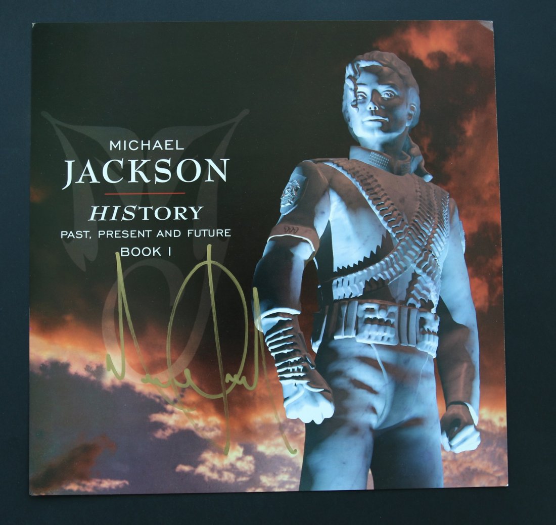 Michael Jackson Signed HIStory Album Display (1 of 3)