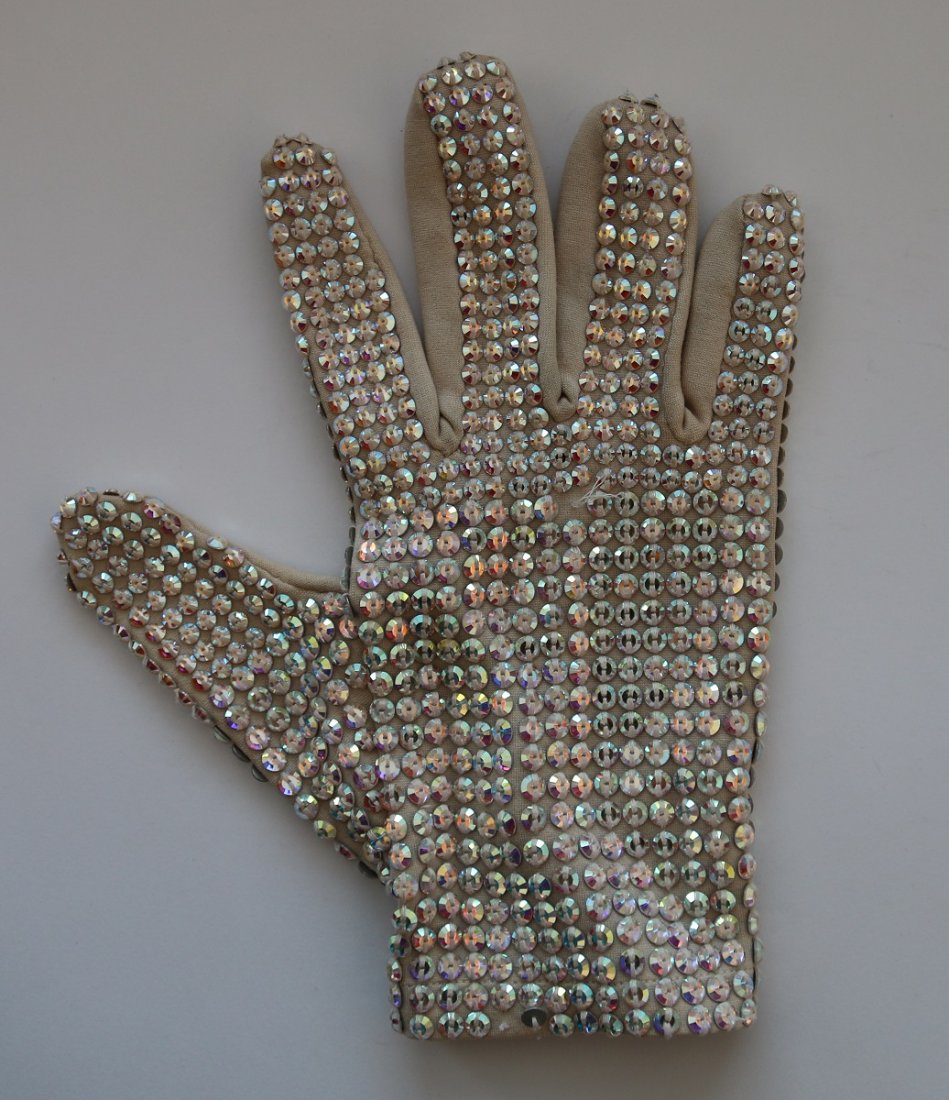 Michael Jackson Stage Used Swarovski Glove (1 of 9)