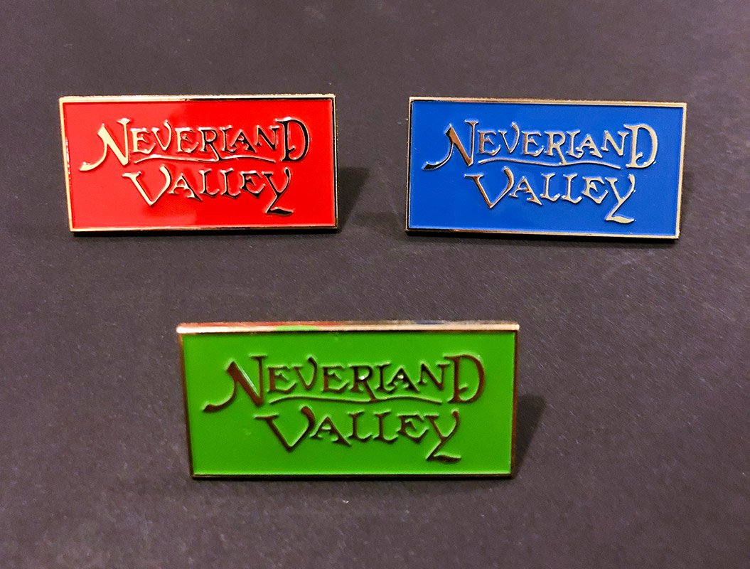 Michael Jackson Set of 3 Neverland Valley Ranch pins (1 of 3)