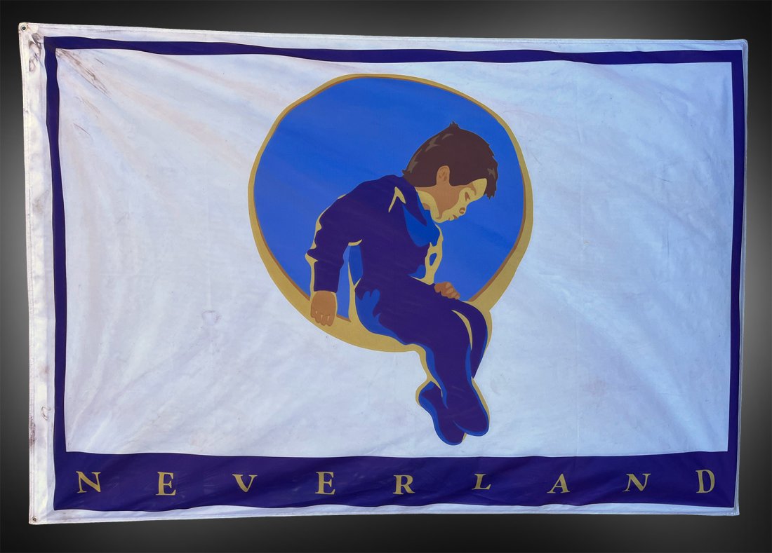 Michael Jackson Neverland Valley Ranch flag (1 of 2)