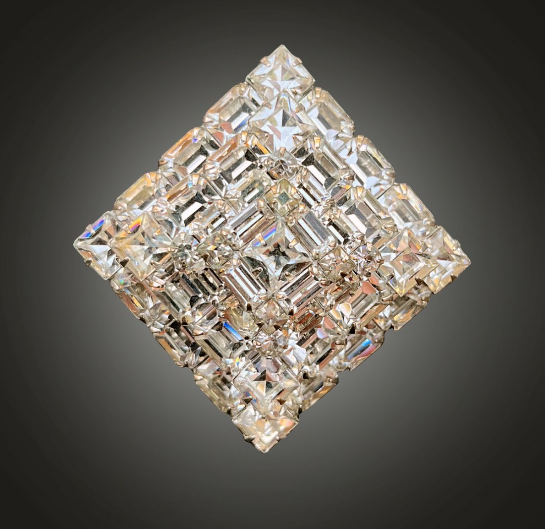 Michael Jackson Soul Train Awards Worn Brooch (1 of 3)