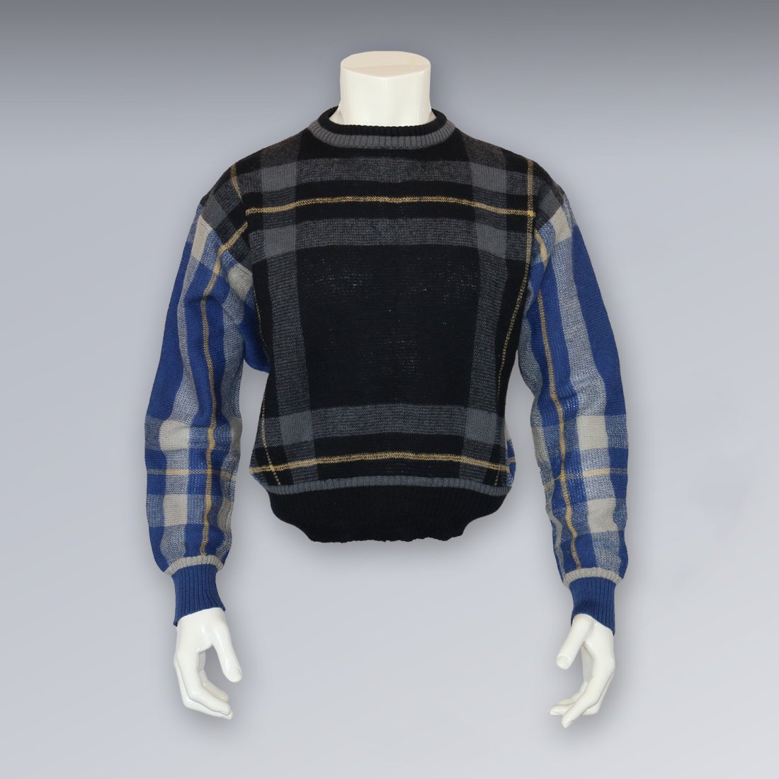 Michael Jackson Say Say Say video worn sweatshirt (1 of 3)