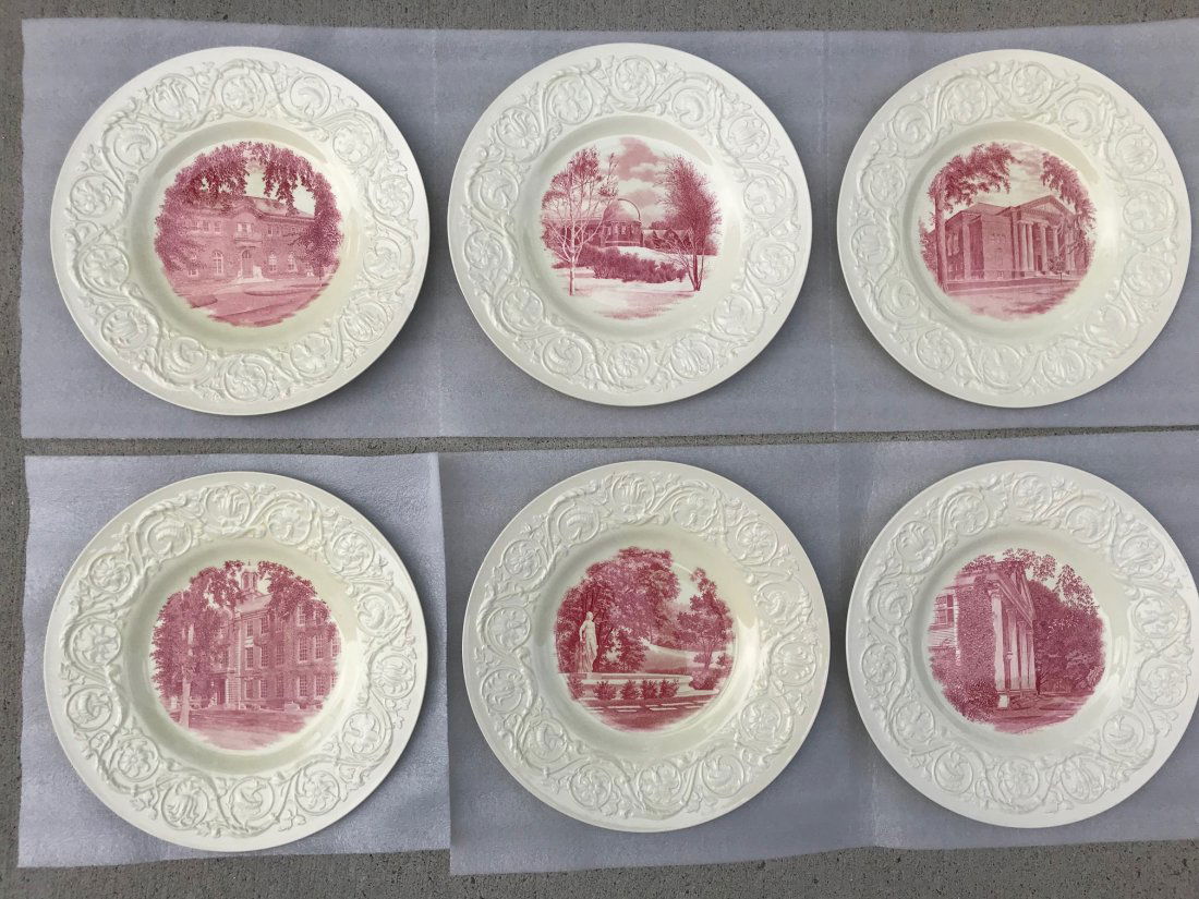 Vintage Set of 6 SMITH COLLEGE Wedgwood 10 3/4" Plates (1 of 10)