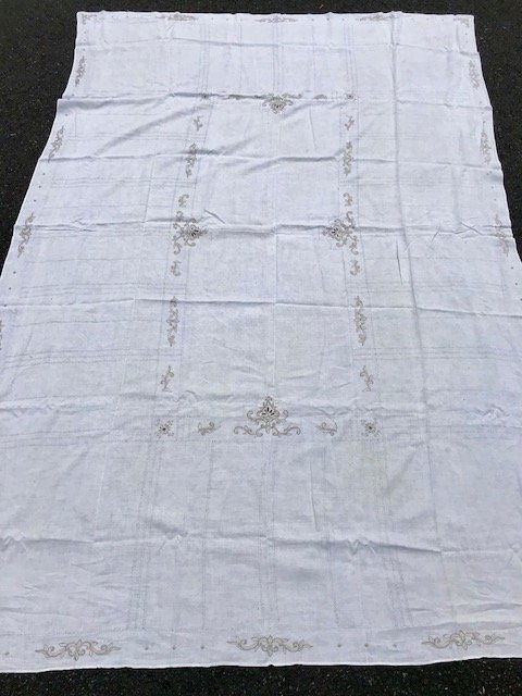 4 Vintage Embroidered Table Linens Cloths/39 Napkins (1 of 19)