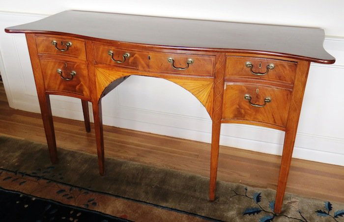 Federal Mahogany Inlaid Hepplewhite Style Sideboard (1 of 10)