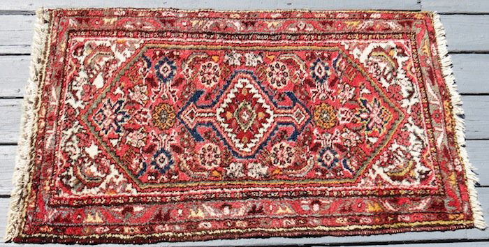 Red and Cream Oriental Rug Made in Iran 49" x 28" (1 of 4)