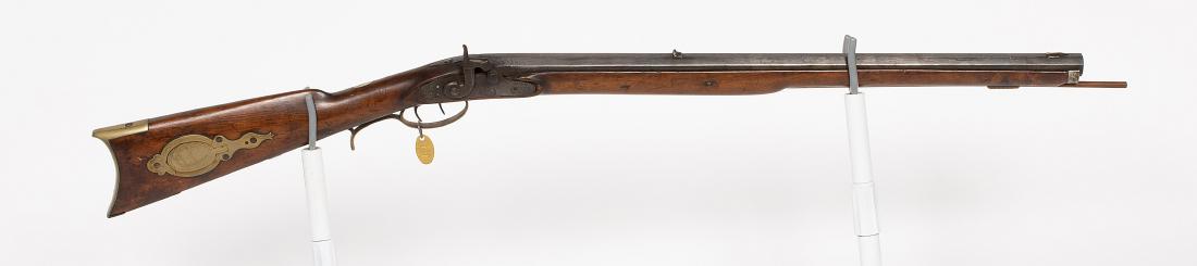 RB Kentucky Rifle 1840 JMD-10423: This is a shortened full-stock Kentucky rifle and the maker's name is not legible on the barrel flat. The initials RB is cast into the lockplate. Possibly an Ohio gun. About .30 cal. in good condition