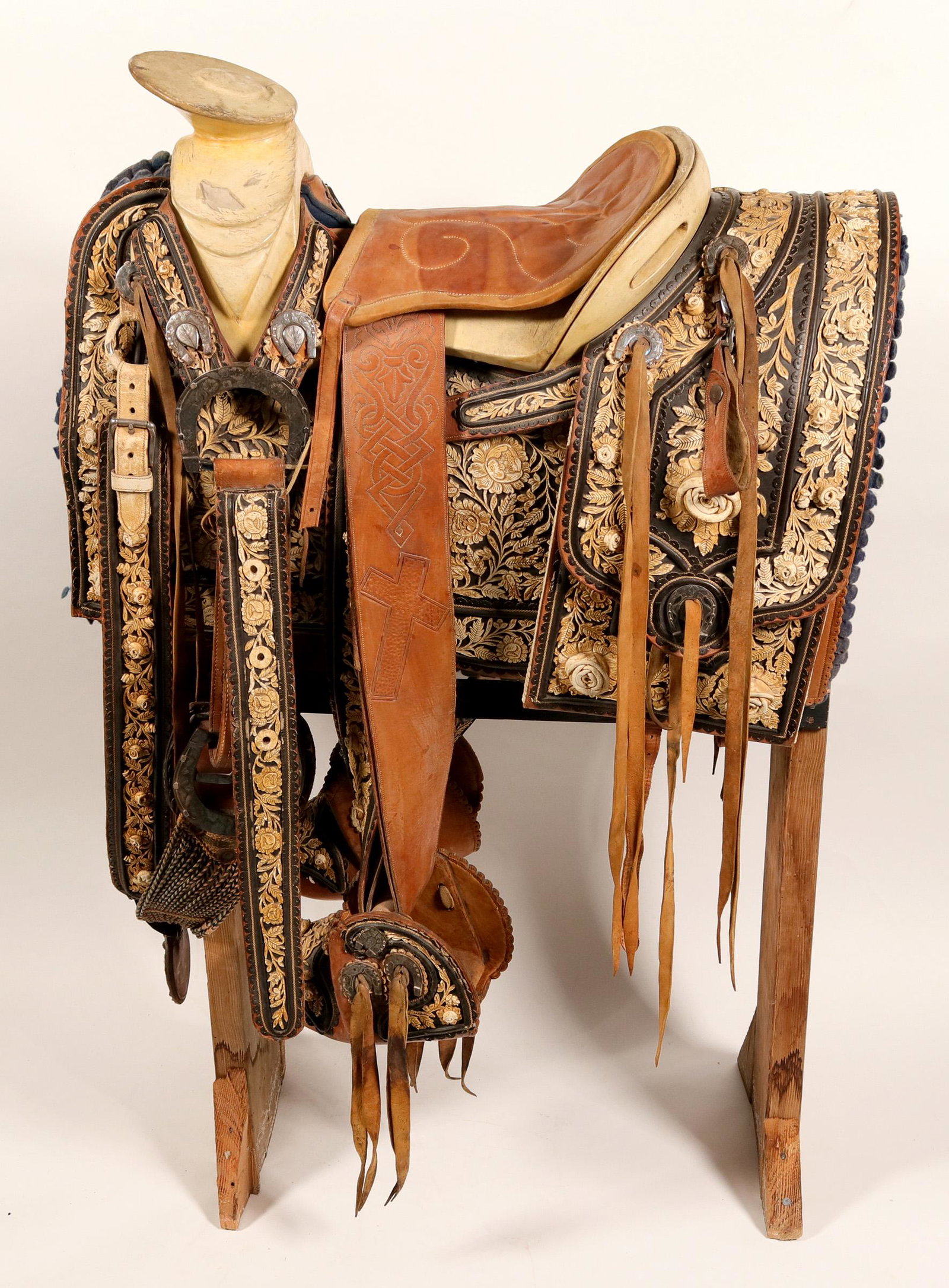 Parade Saddle (silvered) of Mexican Origin for Pasadena: Very high quality and ornate sterling silvered Mexican Charro parade-style saddle, with matching sabre, sombrero and accoutrements. This is a tremendous lot that appears to contain all the matching pa