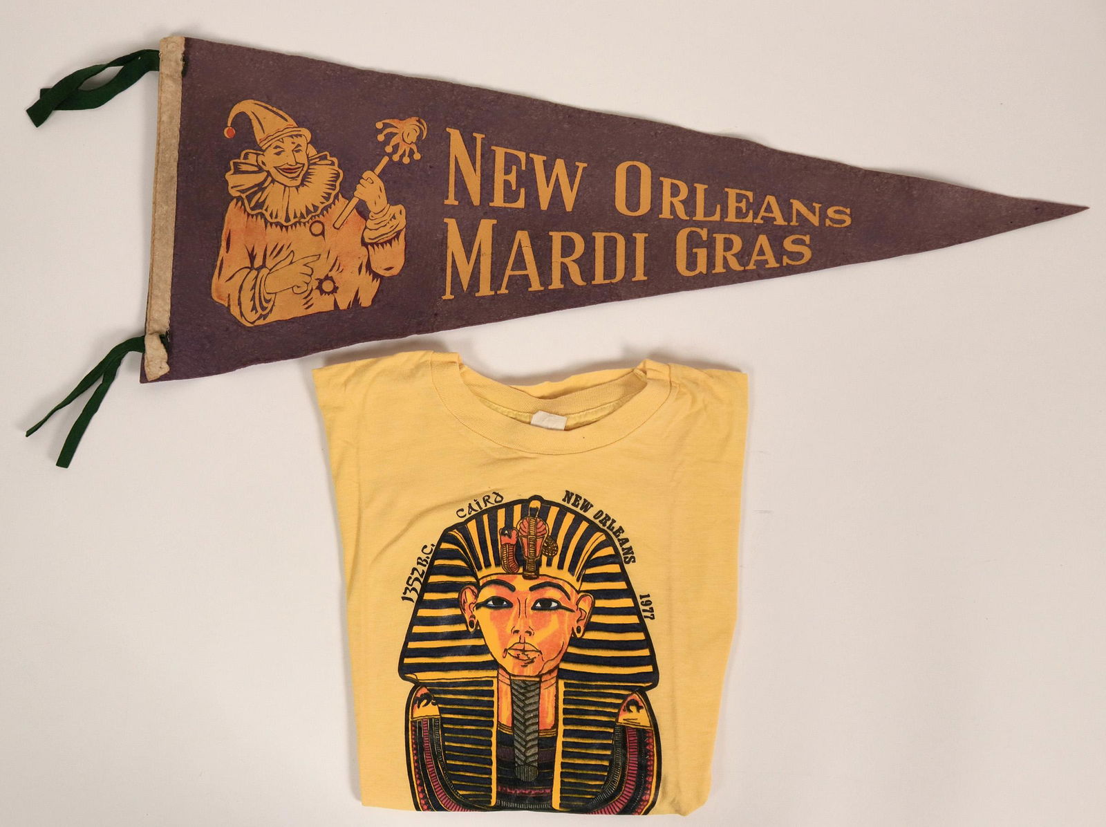 Mardis Gras Pennant & King Tut Tee  (115707) (1 of 1)