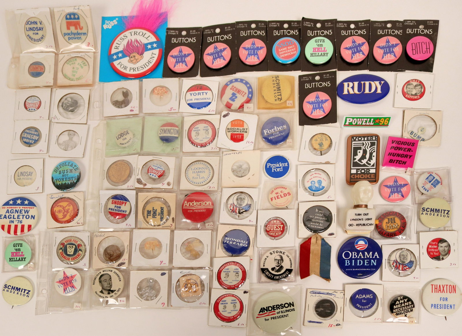 Third Party Candidate Campaign Buttons & More (118141): A grab bag of humorous as well as serious third party campaign pin backs. Several anti-Hillary badges, a John Lindsey, Henry Cabot Lodge Jr and even Snoopy. See photos for more details.Provenance: Cou