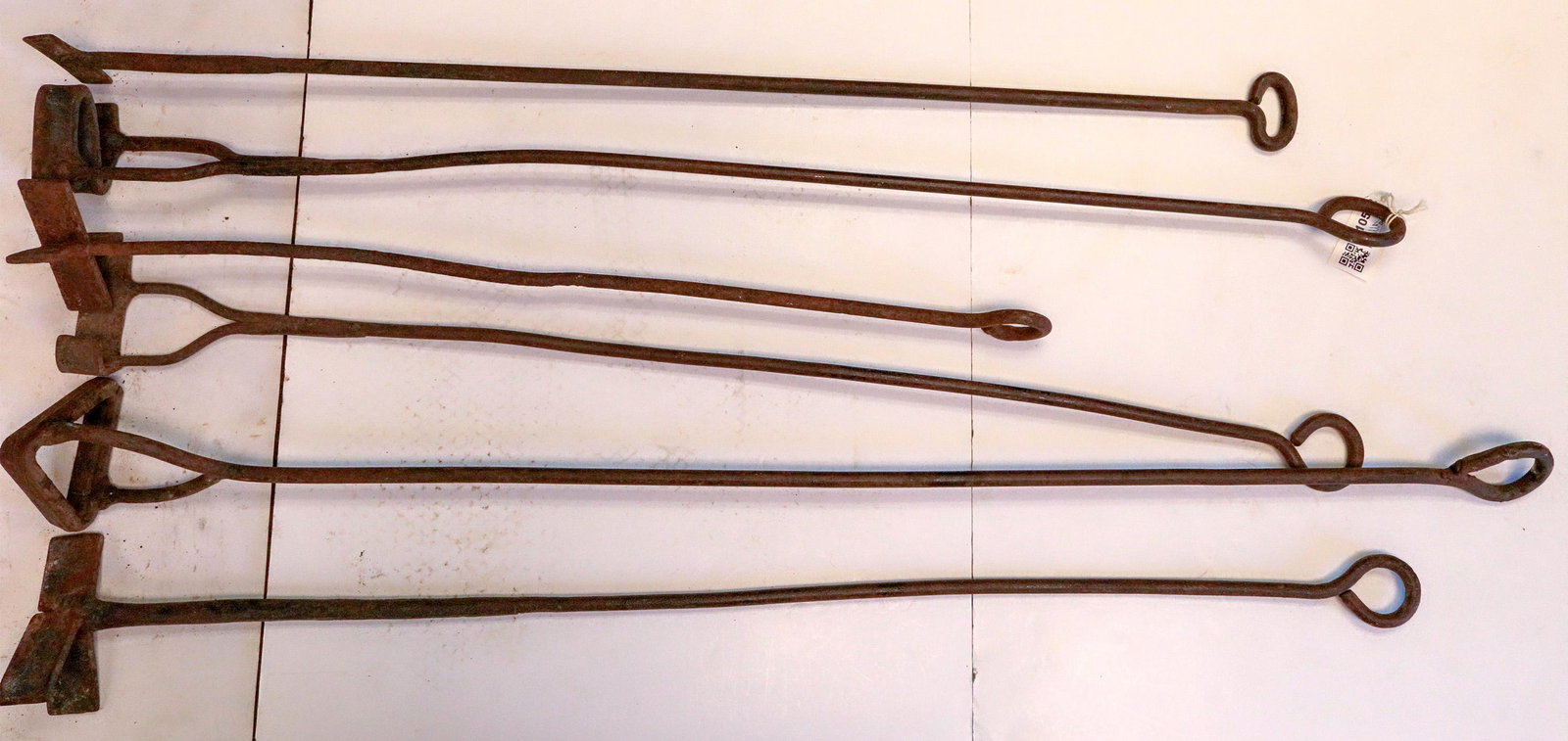 Branding Iron Set, Triangle J N X Y Bar (110572): Set of six old branding irons, including a five-inch Triangle and the letters J, N, X, Y, and a Bar. Lengths vary from about 34 to 44 inches.Date: Country if not USA: State: MontanaCity: Provenance: