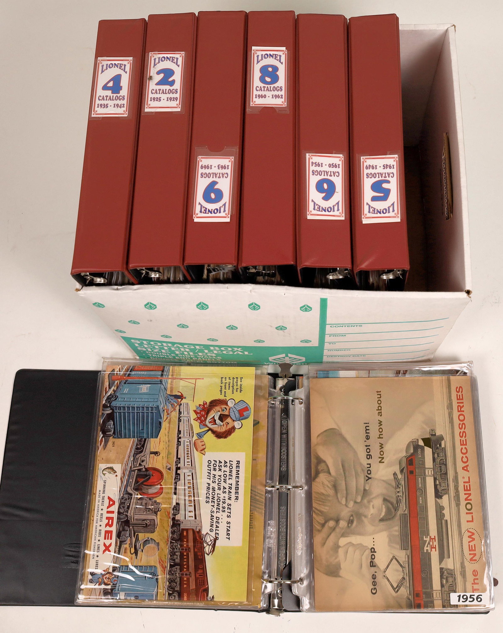 Lionel Train Catalogs (about 79) [131753]: Nice collection of about 79 different original Lionel train/toy catalogs.1927, 28, 29, 30, 31, 32, 33 (2 diff), 34, 35, 36, 37 (2 dif), 38 (3 diff), 39, 40, 41, 42. (Lionel stated in their advertiseme